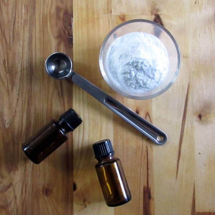 Never buy expensive air freshener sprays again! It's easy to make your own natural Febreze air freshener with these 3 simple ingredients--any scent you like.