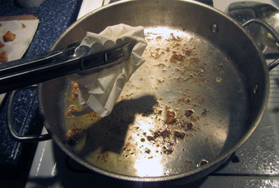 blotting oil from pan