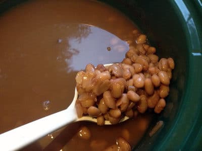 Crock Pot Refried Beans: BrownThumbMama.com