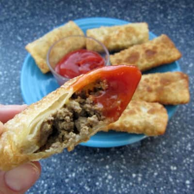 Savory Cheeseburger Egg Rolls: BrownThumbMama.com