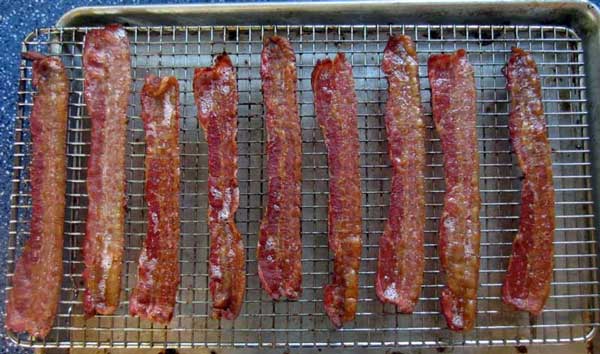 Perfect bacon in the oven: BrownThumbMama.com