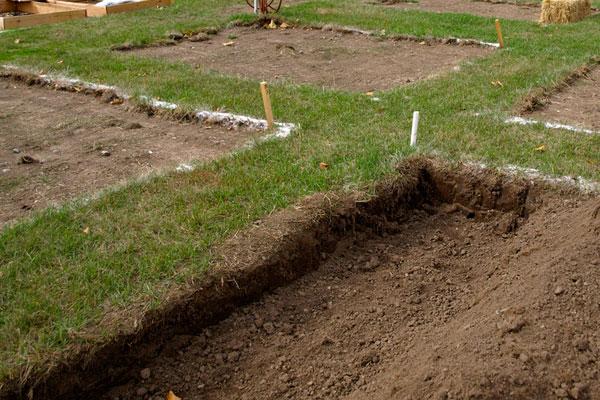 3 ways to prepare soil for planting: BrownThumbMama.com