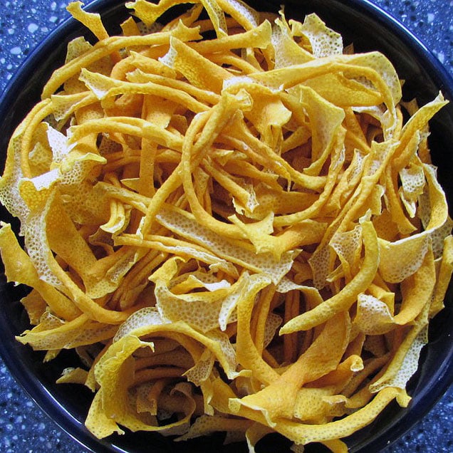 dried lemon peels in bowl