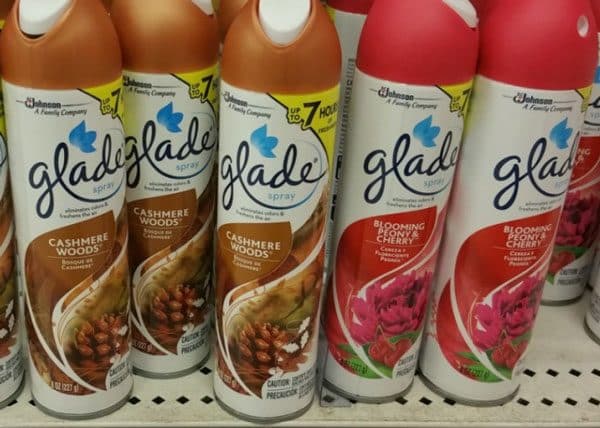 cans of glade on shelf