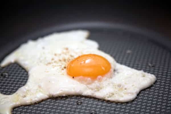 fried egg in nonstick pan
