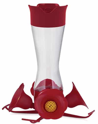 Here’s a review of the most popular hummingbird feeders, and what to look for when buying a hummingbird feeder. 